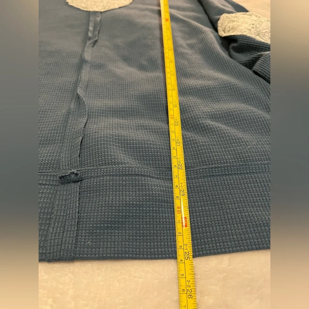 NEW! POL Thermal Knit Top with Heart Peace Sign
Patch on Front in Sz. Large - Picture 15 of 15